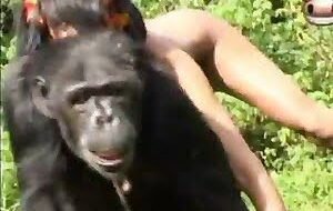 Ninfetas gostosas fazendo sexo anal com homem rico - Mulheres transando com macaco